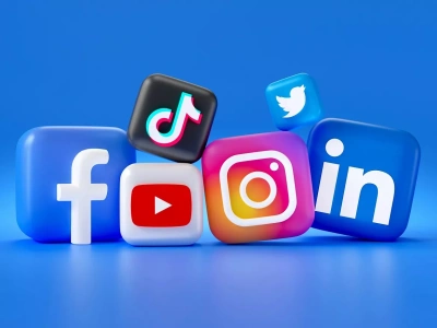 Którym platformom społecznościowym ufamy? TikTok i Facebook na szarym końcu