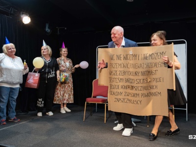 Seniorzy opanowali scenę Domu Kultury 