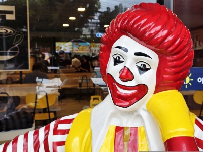 Każde dziecko lat 90. znało klauna McDonalda. Dziś zniknął. 