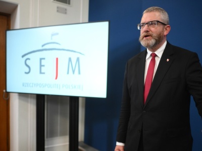 Problemy Grzegorza Brauna. Lewica składa zawiadomienie