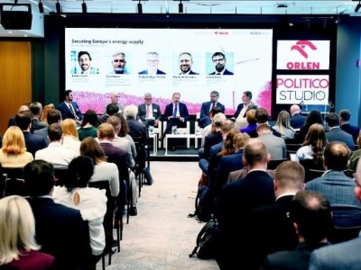 Transformacja energetyczna mądrzej, ale niekoniecznie szybciej