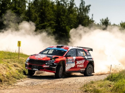 FIA ERC. Mārtiņš Sesks i Renārs Francis wygrali Rajd Polski 2025. Miko Marczyk drugi