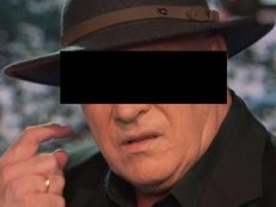 Ryszard R. miał prowadzić pod wpływem alkoholu i uciec z miejsca kolizji. Usłyszał dwa zarzuty
