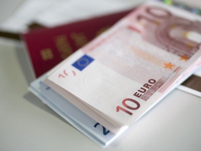 Nowe banknoty euro. Na jednym z nich Maria-Curie. A gdzie 