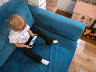 5 aplikacji, których zakazałam dziecku. Jedna wygląda niewinnie, ale działa jak narkotyk
