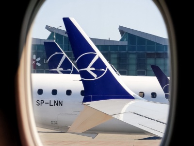 Historyczna umowa! Airbus dostarczy nowe samoloty A220 dla LOT-u