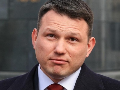 Kłopoty partii Mentzena. PKW odrzuciła sprawozdanie, sąd może wykreślić ugrupowanie z rejestru