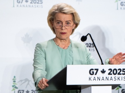 UE chce obniżyć ceny za rosyjską ropę dla krajów G7. Twardy sprzeciw USA