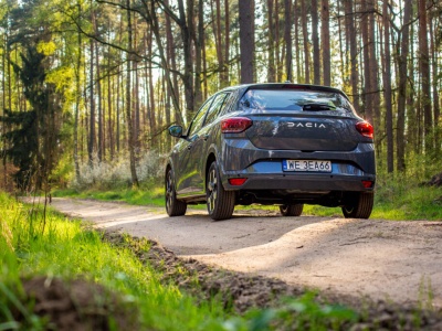 Szef marki Dacia apeluje do Unii Europejskiej: dajcie nam produkować tanie małe auta!