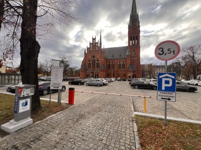 Parkowanie w Toruniu. Tego dnia parkingi będą darmowe