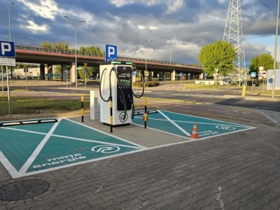 60 lokalizacji stacji ładowania aut elektrycznych do końca roku