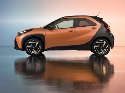 W tej klasie hybrydy jeszcze nie było. Najmniejsza Toyota zaskoczy rynek