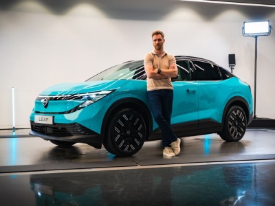 Nissan Ariya w mniejszej wersji. Leaf nowej generacji nie wygląda jak gąsienica