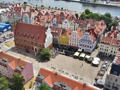 Kolejne polskie miasto z nocną prohibicją. Radni przegłosowali uchwałę