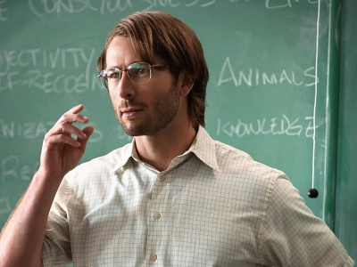 Glen Powell w kolejnym filmie akcji. Tym razem wcieli się w strażaka
