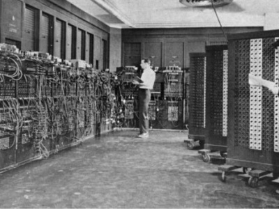 18 czerwca 1956 roku rozpoczęły się badania nad sztuczną inteligencją (AI)