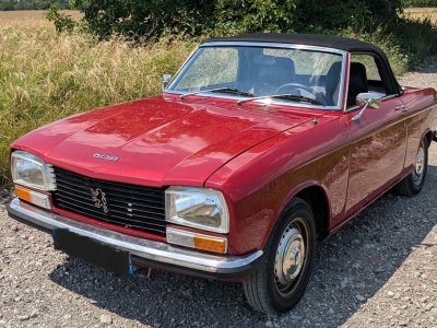 Francuskie coupé z klasą: w Alzacji na sprzedaż wyjątkowy Peugeot 304 S Cabrio z 1974 roku