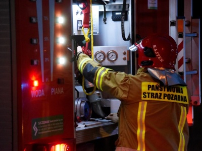 Pożar bloku mieszkalnego w Rzeszowie. Ewakuacja mieszkańców