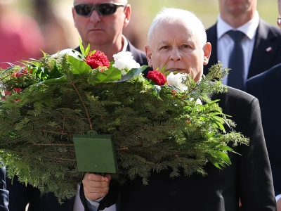 Abp Marek Jędraszewski odprawił szczególną mszę. „Dziękujemy Bogu za prezesa Jarosława Kaczyńskiego”