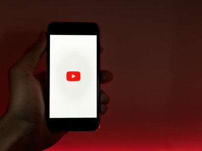Masz problemy z YouTube na iPhonie? Oto rozwiązanie