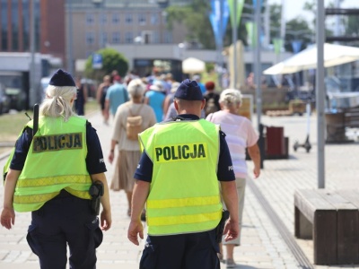 Kiedy legitymowanie przez policję jest bezprawne? Nie zawsze musisz pokazywać dowód