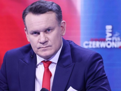 Internet ostro kpi z wpadki europosła PiS. Myślał, że to nagranie z Iranu, za późno usunął wpis