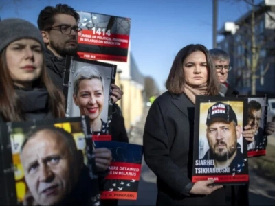 Mąż Cichanouskiej zwolniony z białoruskiego więzienia. Wypuszczono też trzech Polaków