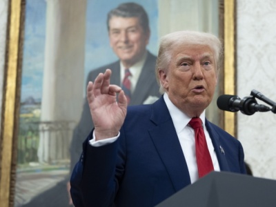 Trump wezwał przy tym Iran do zawarcia pokoju, grożąc znacznie silniejszymi atakami