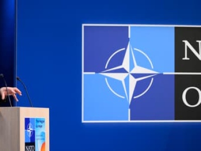 Rutte ogłasza nowy cel NATO: 5 proc. PKB na obronność