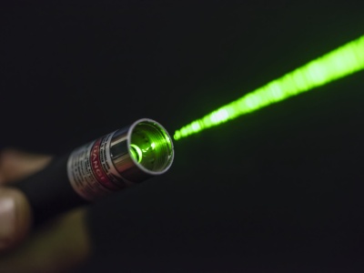 Chińczycy mają laser, który działa w każdym środowisku. Przenośna broń pisze historię