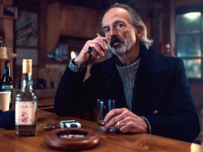 Nowy polski serial kryminalny HBO Max może być hitem tego lata. Mroczna opowieść o rodzinnych sekretach na pierwszym zwiastunie i zdjęciach z gwiazdorską obsadą