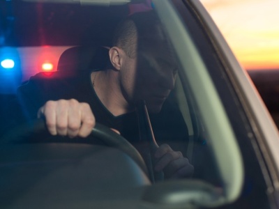 Poszukiwany i pijany. Uciekał przed policją przez pół Warszawy