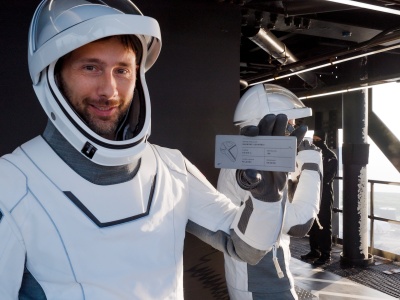 „Gdzie leci Sławosz?” – internet oszalał na punkcie polskiego astronauty. I jego żony