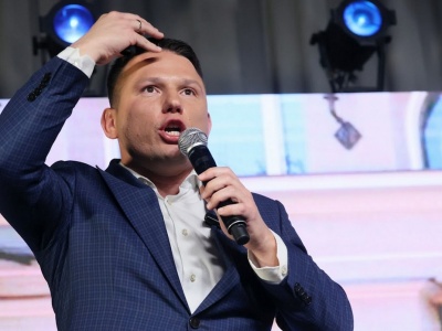 PKW po przyjrzeniu się partii Sławomira Mentzena ma podejrzenia, że mogła być nielegalnie finansowana
