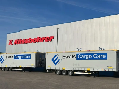 Już 410 naczep Kässbohrer dla Ewals Cargo Care – megi na promy i wagony