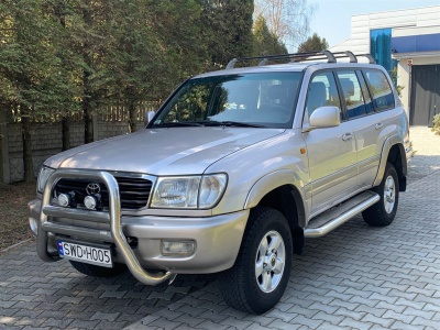 Toyota Land Cruiser V8 J100 1999 – 59900 PLN – Radlin