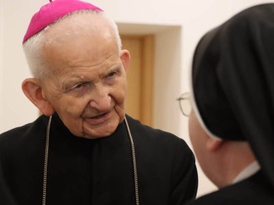 Najstarszy posługujący biskup jest z Warmii. Świętował 98 urodziny