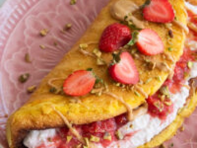 Przepis na omlet biszkoptowy z truskawkami