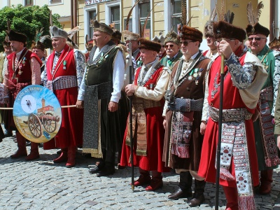 Nowy król Bractwa Kurkowego intronizowany w Tarnowie