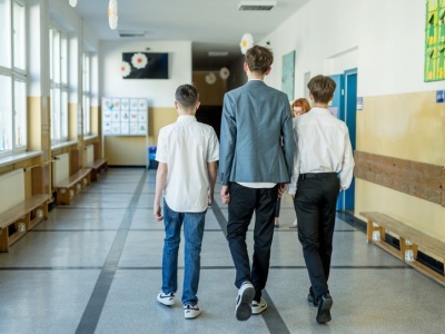 Znamy kalendarz roku szkolnego 2025/2026. Nie brakuje długich weekendów