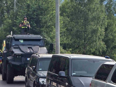 Padły strzały, trwa pościg. Tadeusz Duda znów pojawił się w Starej Wsi