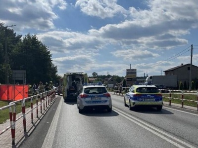14-latek potrącony przez samochód – trafił do Ostrowa śmigłowcem