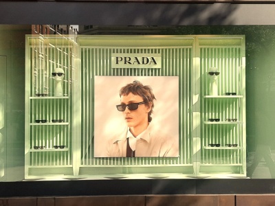 Prada w ogniu krytyki. O co chodzi z 