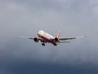 Incydent podczas lotu Air India do Wiednia. Piloci zawieszeni w obowiązkach