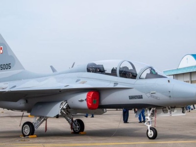 FA-50 z rakietami. MON zapowiada kontrakty zbrojeniowe