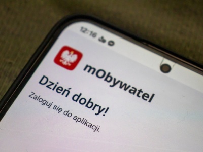 Częściej wyciągniesz mObywatela. Nowe opcje pomogą w wakacje