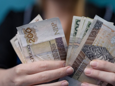 Płacą im ponad 6 tysięcy złotych. Urzędnicy zorganizowali praktyki dla studentów