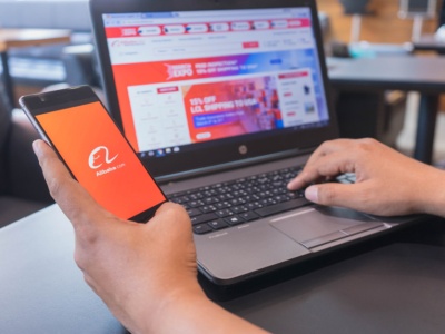 Chiński gigant internetowy wyda grube miliardy dolarów na zachęty dla klientów