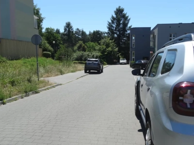Interwencja na Podwalu: Droga bez przejazdu, a MZDiM odsuwa sprawę