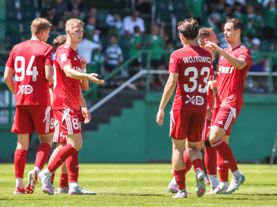 Lechia testuje skrzydłowego z III ligi. Gwiazda pożegnała się z klubem